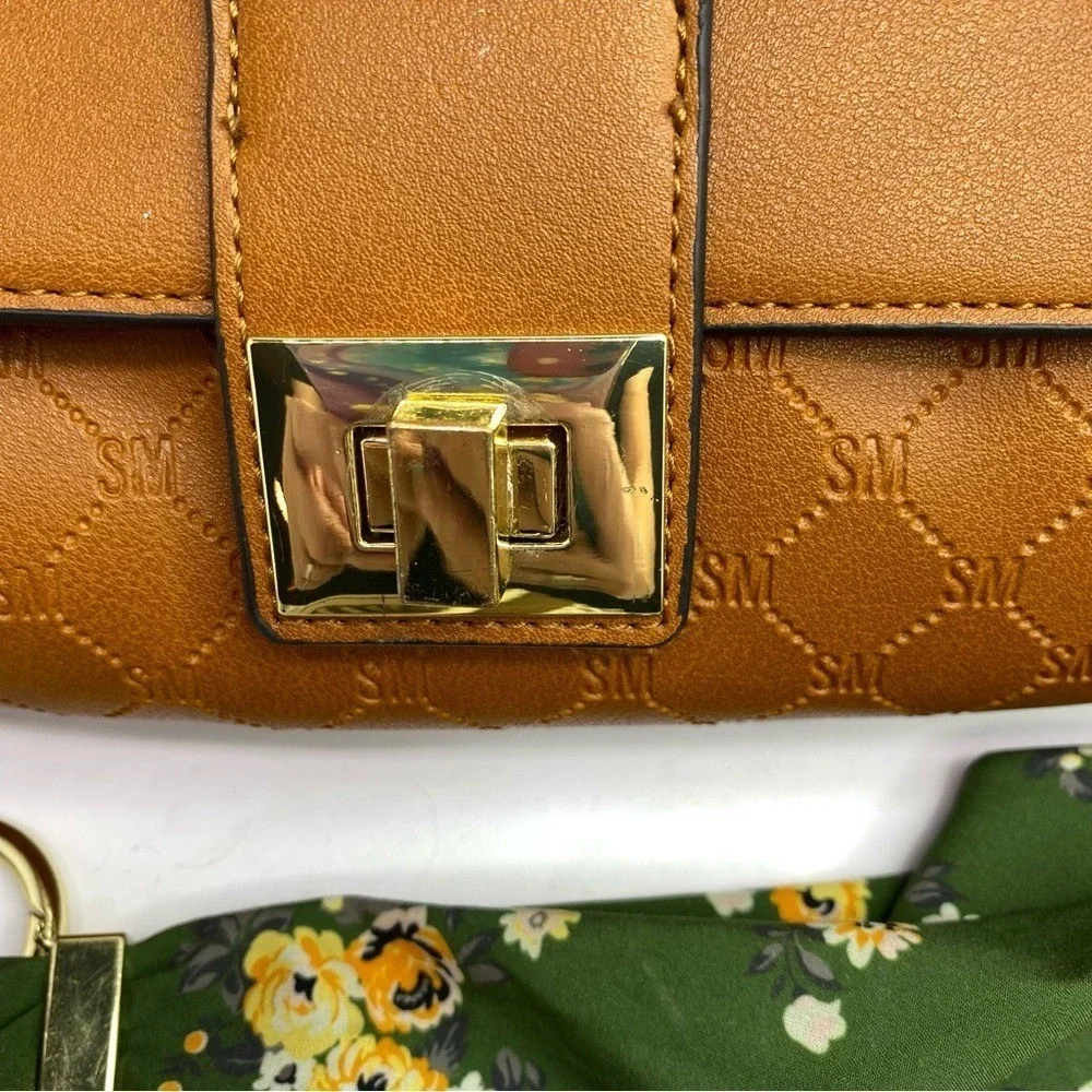 Steve Madden Brown Crossbody Bag with Accessories - Picture 4 of 6